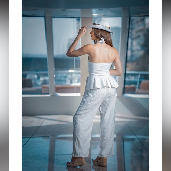 White set - Picture 7 of 7